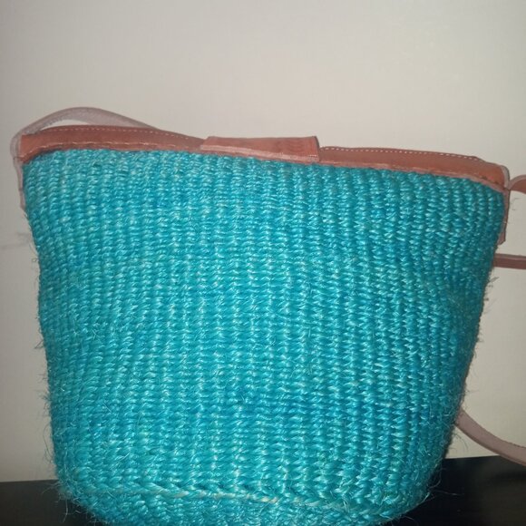 Small/medium Kiondo Kikuyu bag - Picture 2 of 10